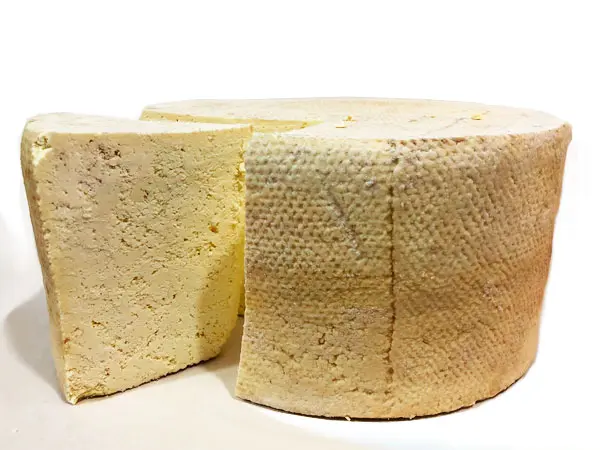 QUESO SEMISECO (Precio por KG)